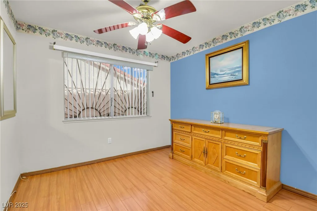 8316 Vibrant Dr, Las Vegas, NV 89117