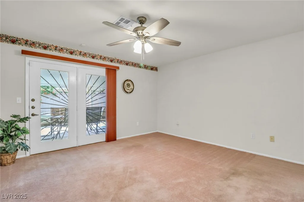 8316 Vibrant Dr, Las Vegas, NV 89117