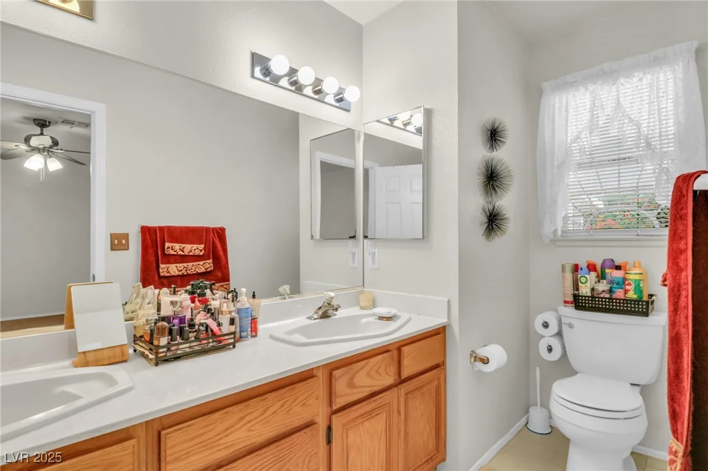 8316 Vibrant Dr, Las Vegas, NV 89117