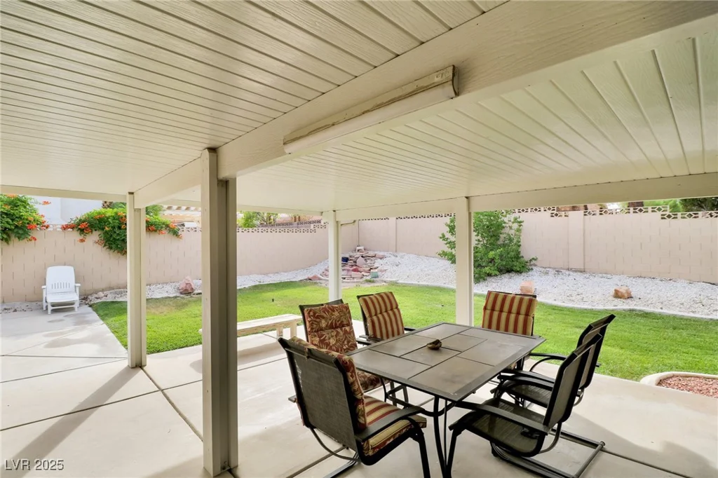 8316 Vibrant Dr, Las Vegas, NV 89117