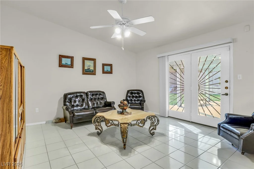 8316 Vibrant Dr, Las Vegas, NV 89117