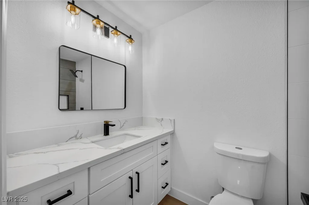 6939 Paddington, Las Vegas, NV 89147