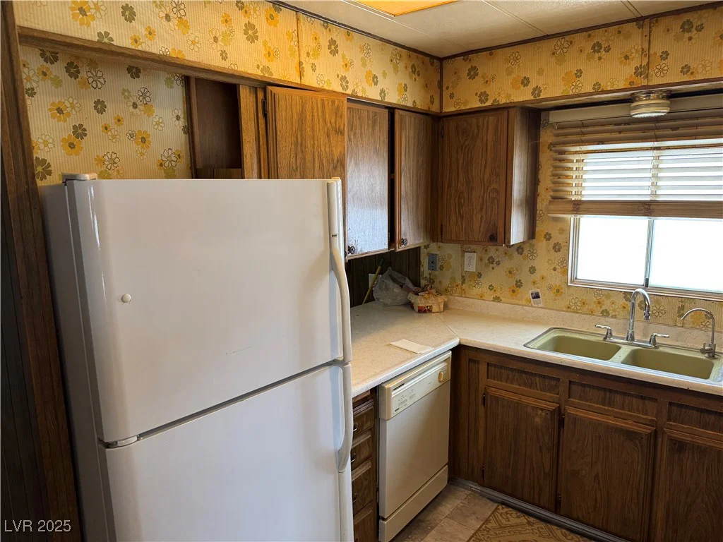 201 Comstock, Pahrump, NV 89048