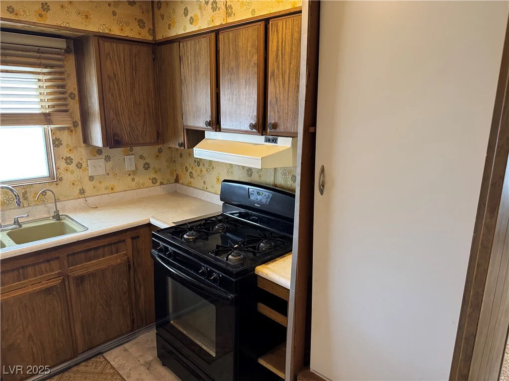 201 Comstock, Pahrump, NV 89048