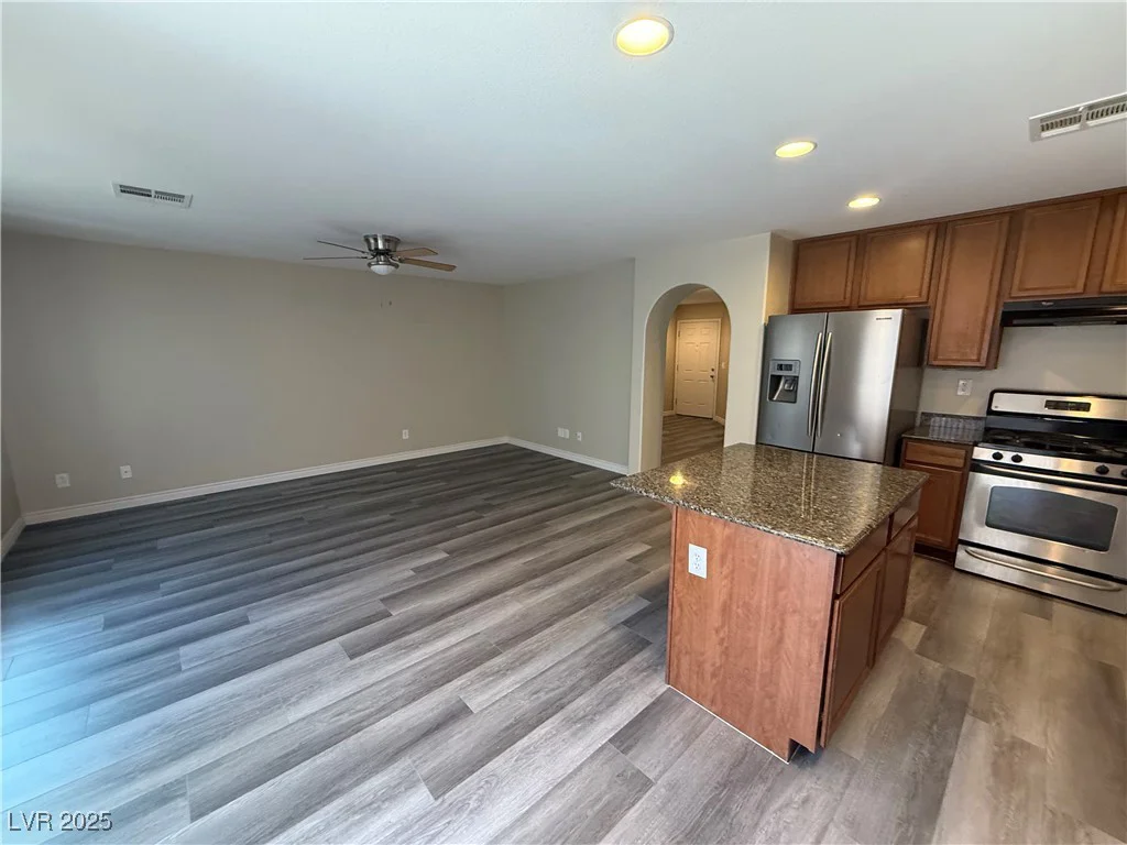 7929 Valladolid, Las Vegas, NV 89178