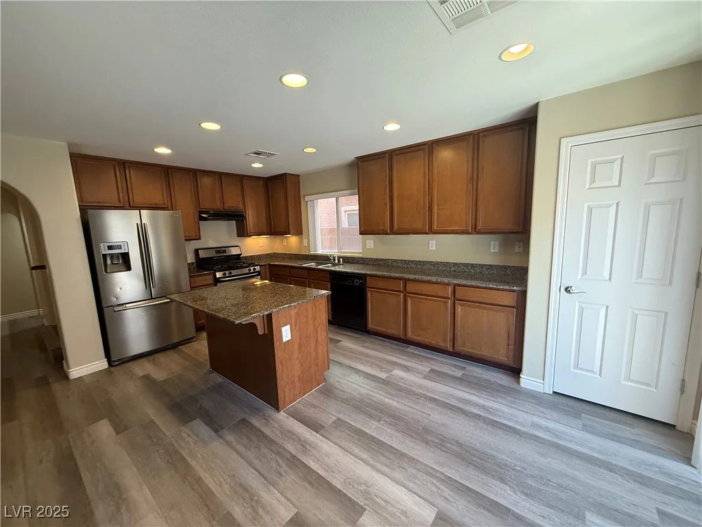 7929 Valladolid, Las Vegas, NV 89178