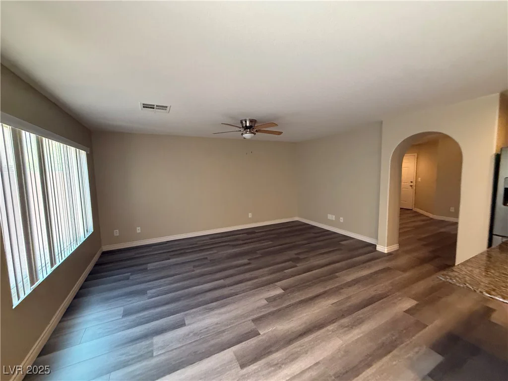 7929 Valladolid, Las Vegas, NV 89178