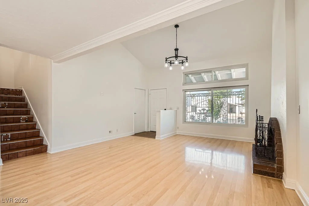 4302 Newhaven, Las Vegas, NV 89147