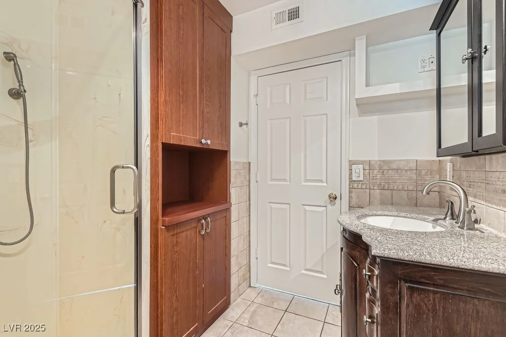 4302 Newhaven, Las Vegas, NV 89147