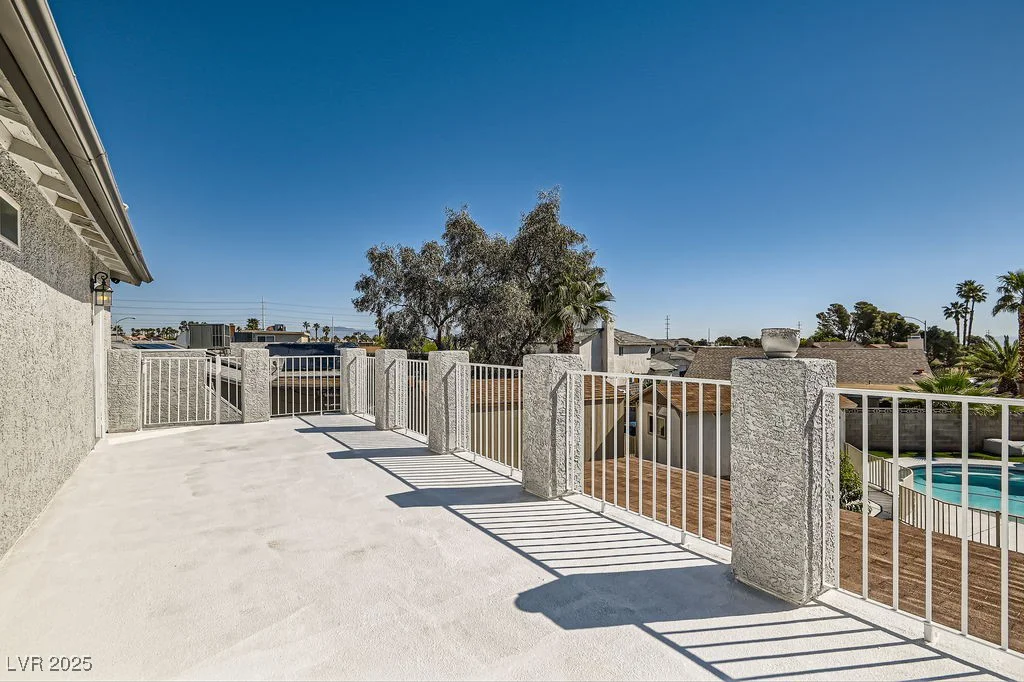 4302 Newhaven, Las Vegas, NV 89147