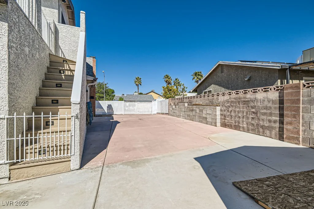 4302 Newhaven, Las Vegas, NV 89147