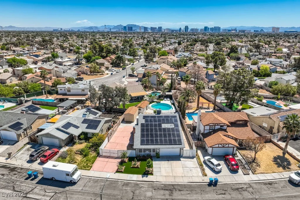 4302 Newhaven, Las Vegas, NV 89147
