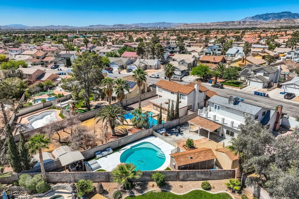 4302 Newhaven, Las Vegas, NV 89147
