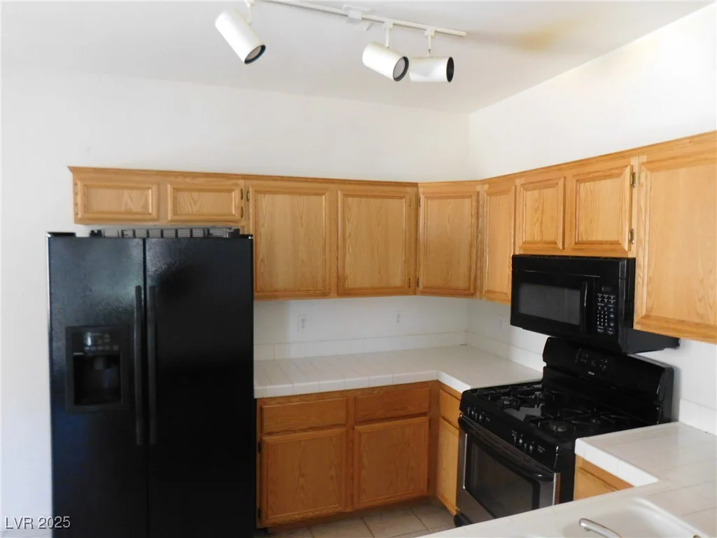 2110 Los Feliz, Las Vegas, NV 89156