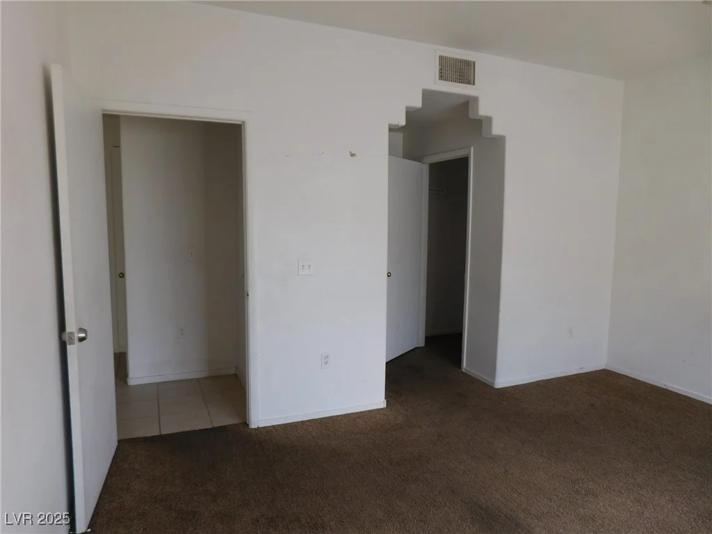 2110 Los Feliz, Las Vegas, NV 89156