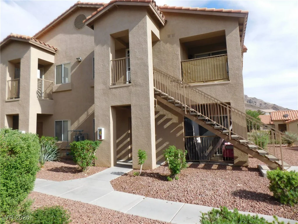 2110 Los Feliz, Las Vegas, NV 89156
