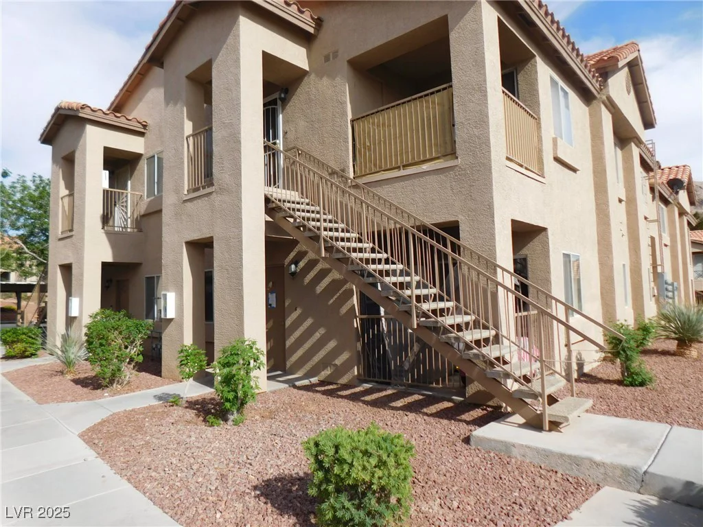 2110 Los Feliz, Las Vegas, NV 89156