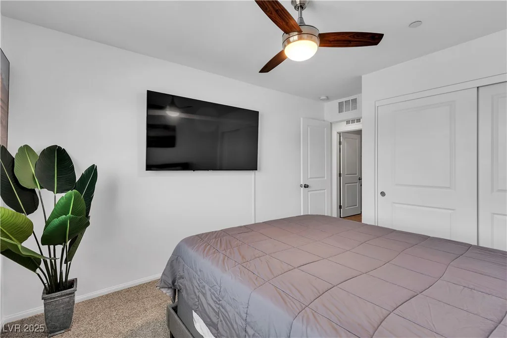 10415 Sadie Blake, Las Vegas, NV 89166