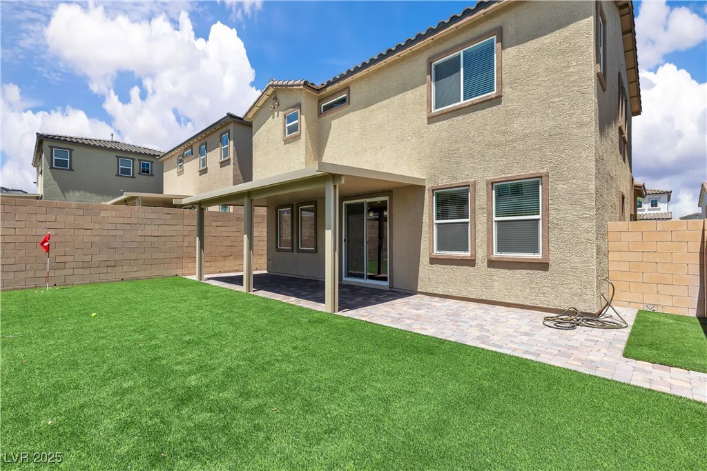 10415 Sadie Blake, Las Vegas, NV 89166