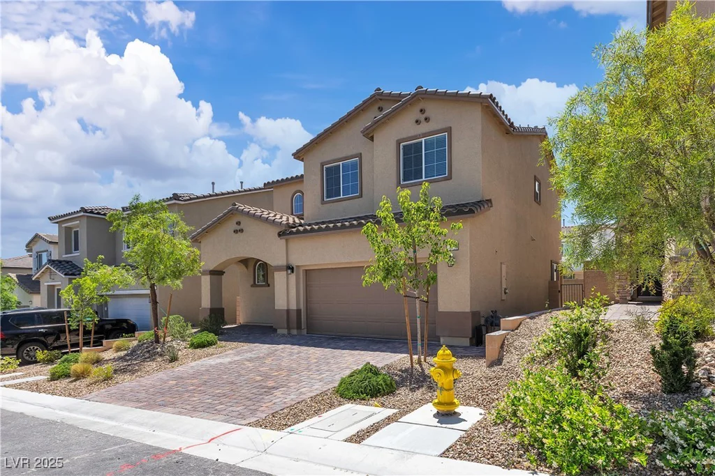 10415 Sadie Blake, Las Vegas, NV 89166