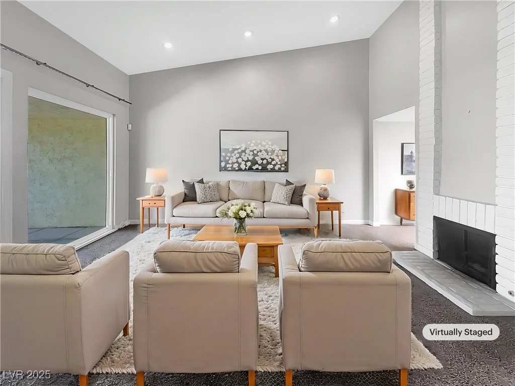 3142 Espanol, Las Vegas, NV 89121