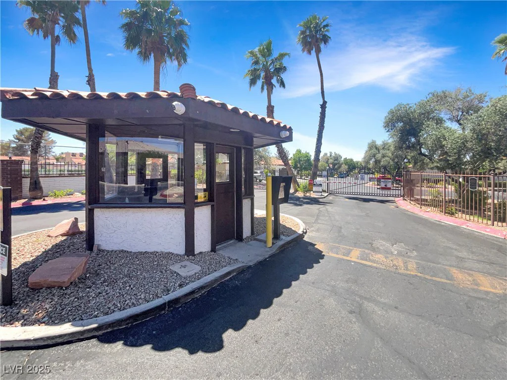 3142 Espanol, Las Vegas, NV 89121