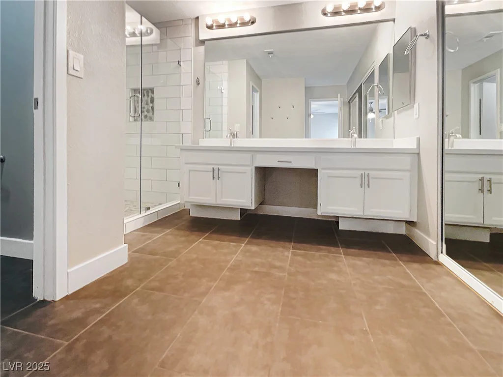 3142 Espanol, Las Vegas, NV 89121