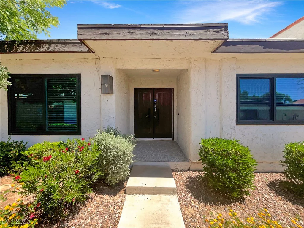 3142 Espanol, Las Vegas, NV 89121