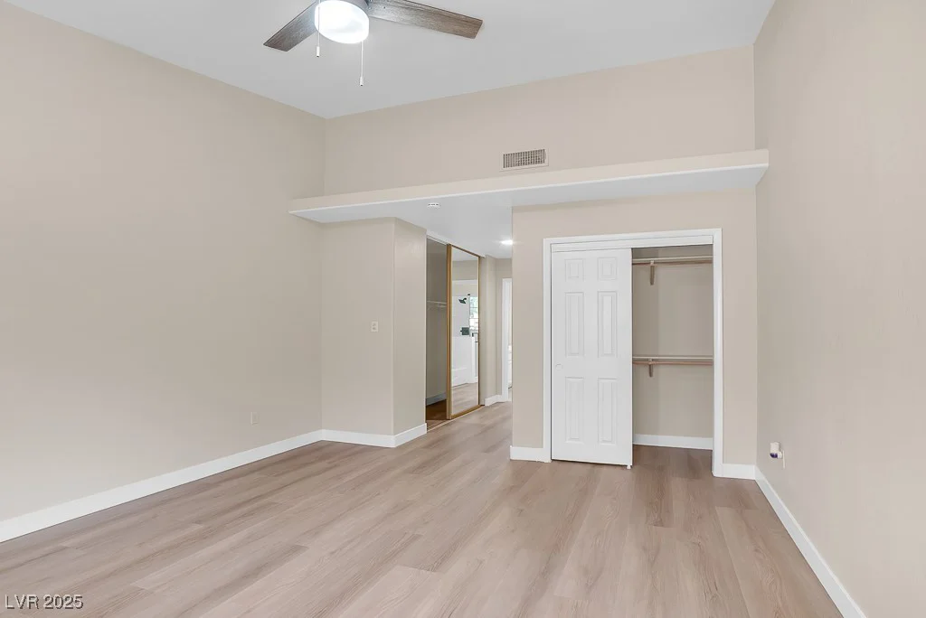 2851 Valley View, Las Vegas, NV 89102