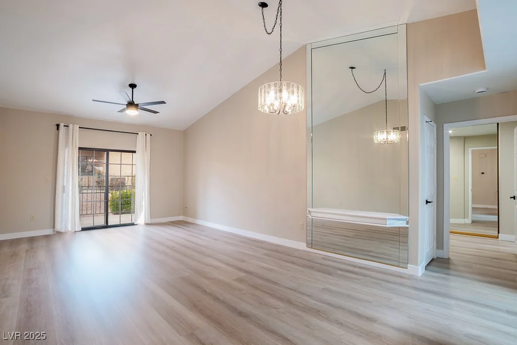 2851 Valley View, Las Vegas, NV 89102