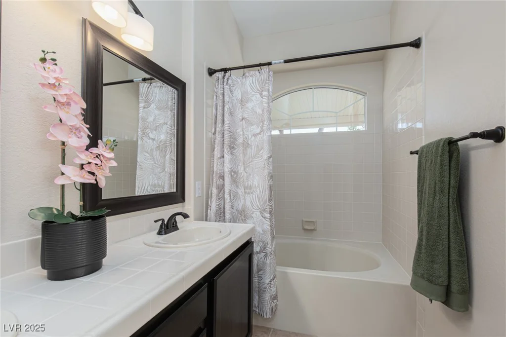 9404 Calico Garden, Las Vegas, NV 89134
