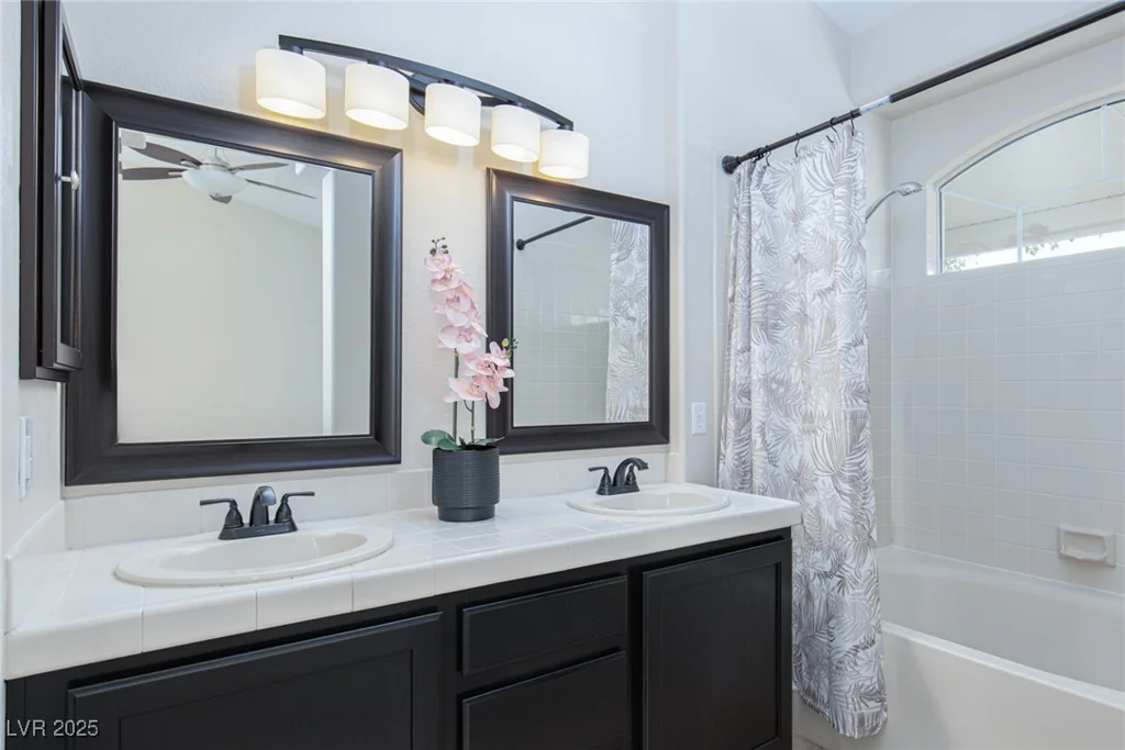 9404 Calico Garden, Las Vegas, NV 89134