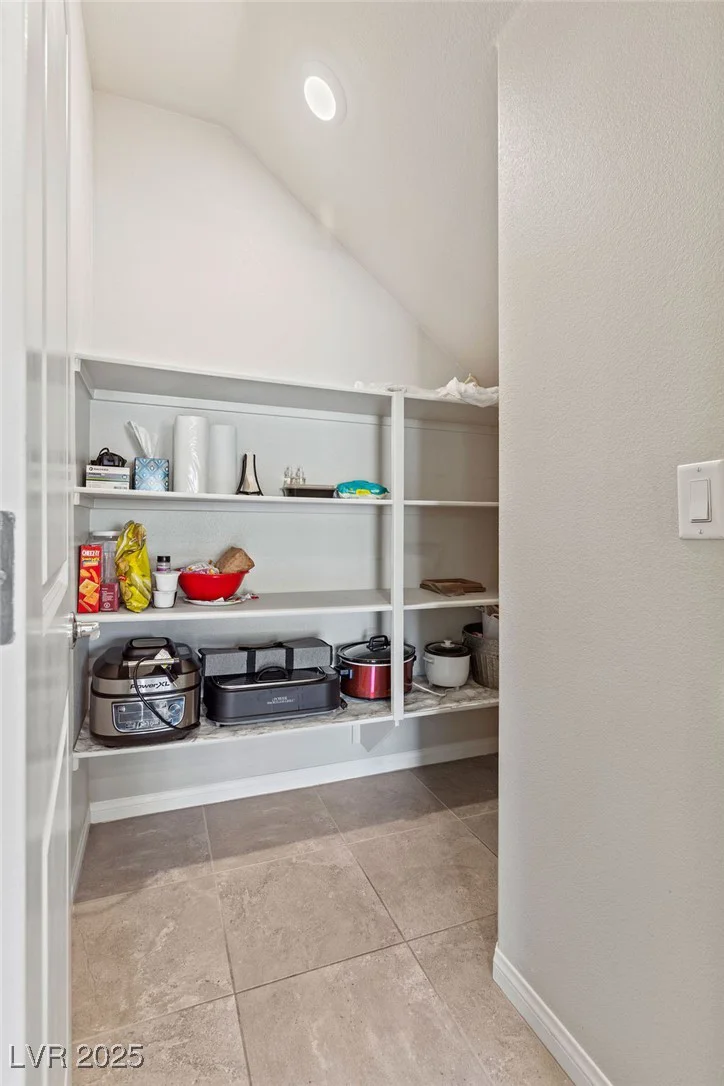 7819 Rachelis, North Las Vegas, NV 89084