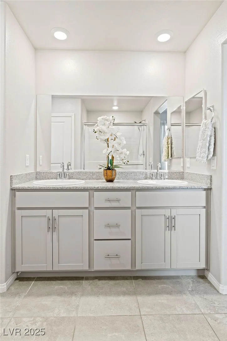 7819 Rachelis, North Las Vegas, NV 89084