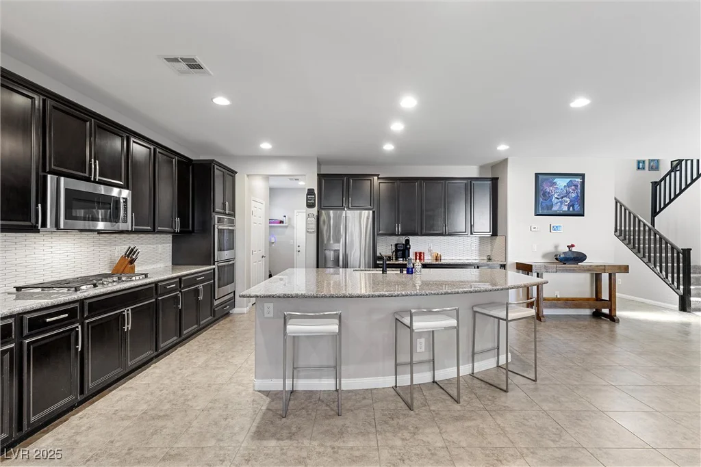 8953 Hitch Creek, Las Vegas, NV 89131