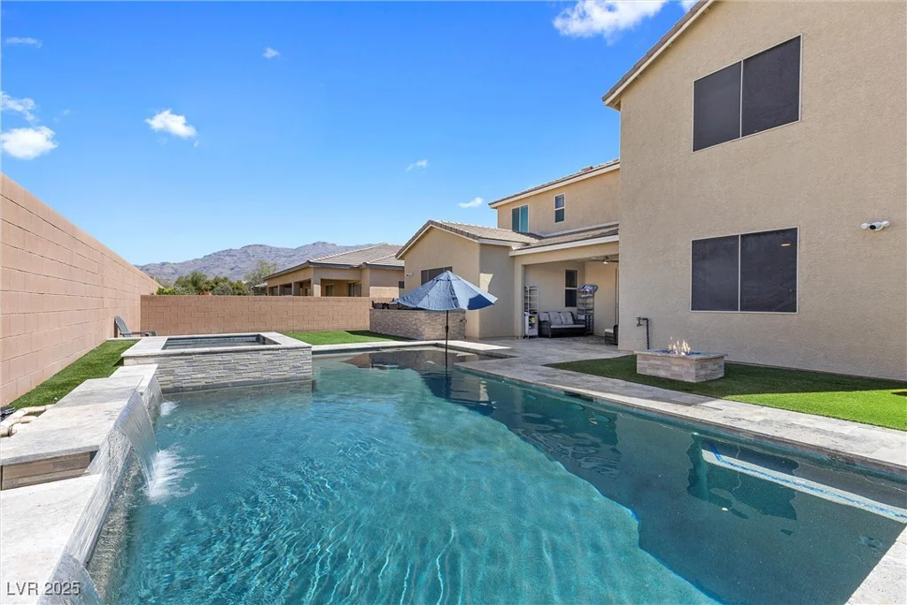 8953 Hitch Creek, Las Vegas, NV 89131