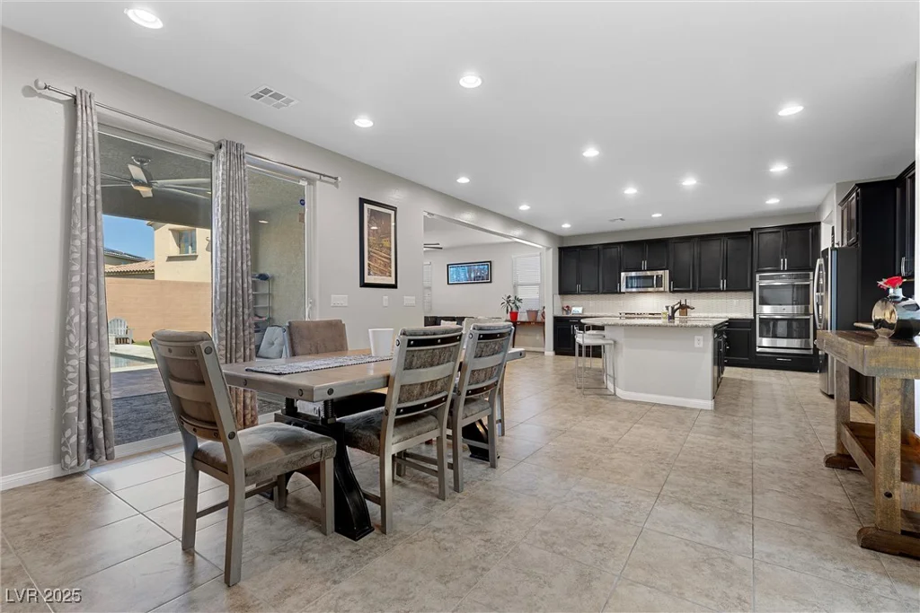 8953 Hitch Creek, Las Vegas, NV 89131