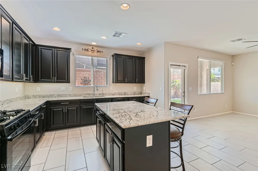 10744 Yarmouth Bay, Las Vegas, NV 89179