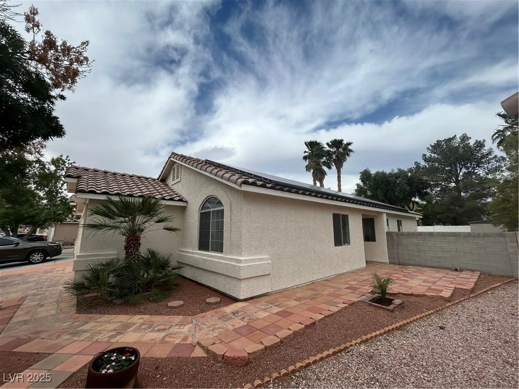 3729 Bronco Billy, Las Vegas, NV 89129