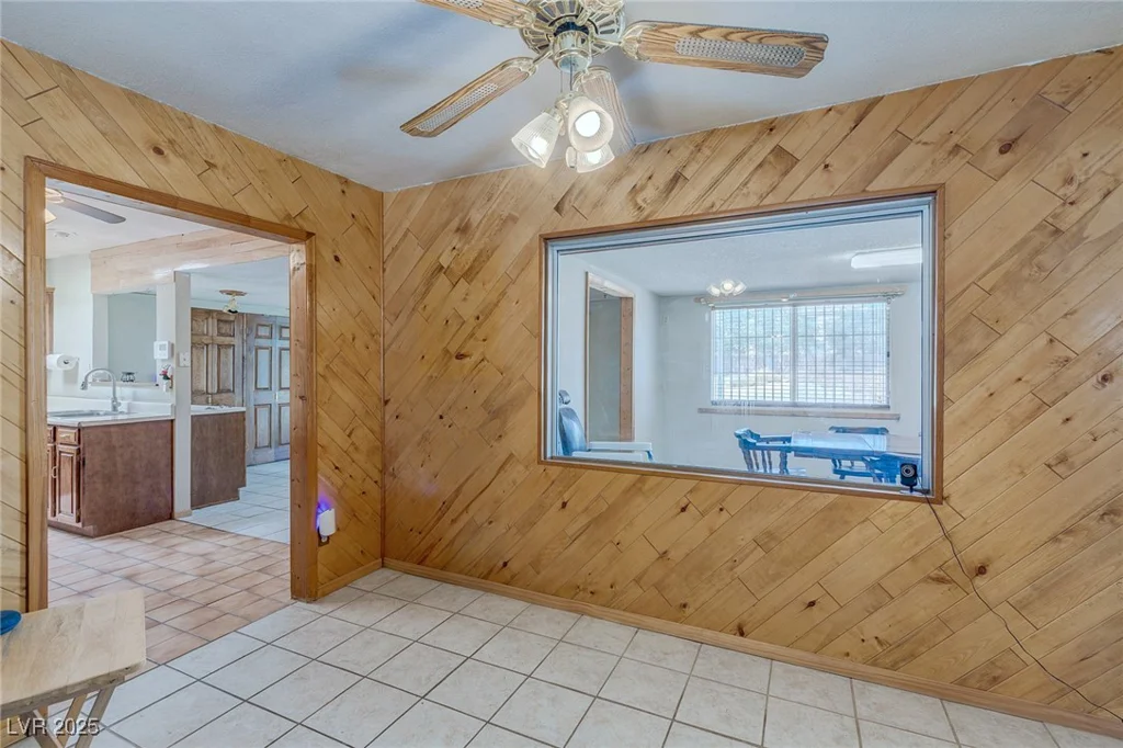 5262 Harris, Las Vegas, NV 89110