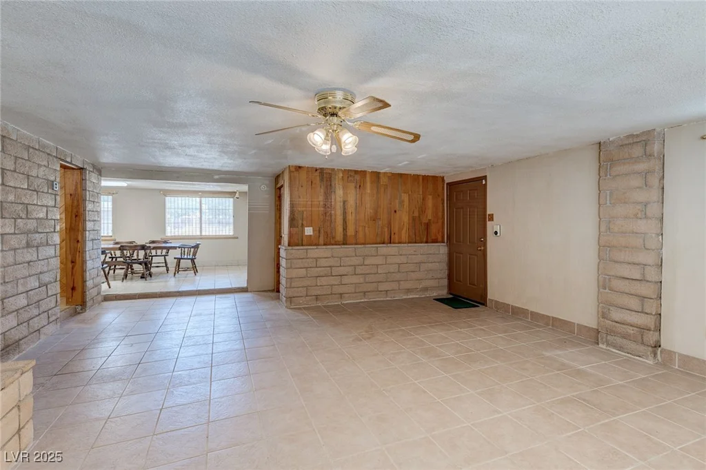 5262 Harris, Las Vegas, NV 89110