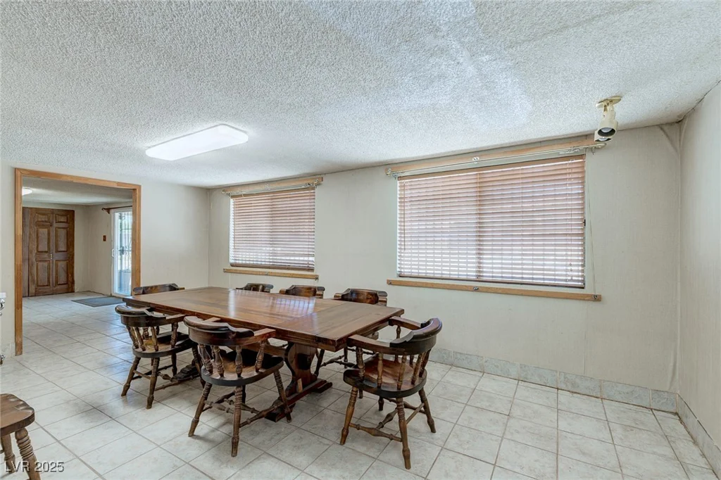 5262 Harris, Las Vegas, NV 89110