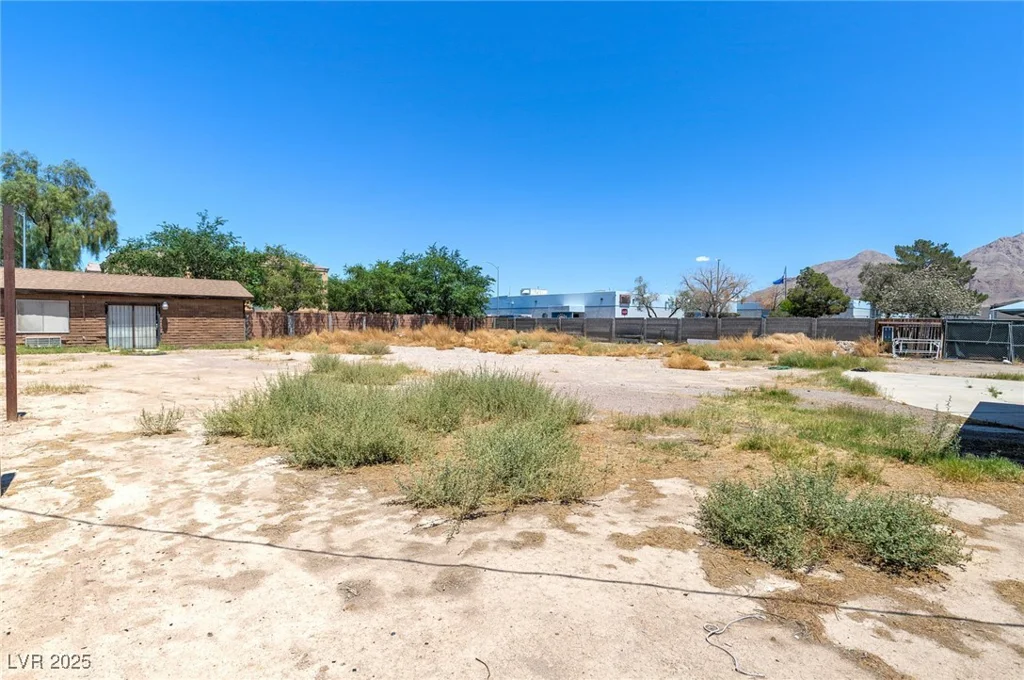 5262 Harris, Las Vegas, NV 89110