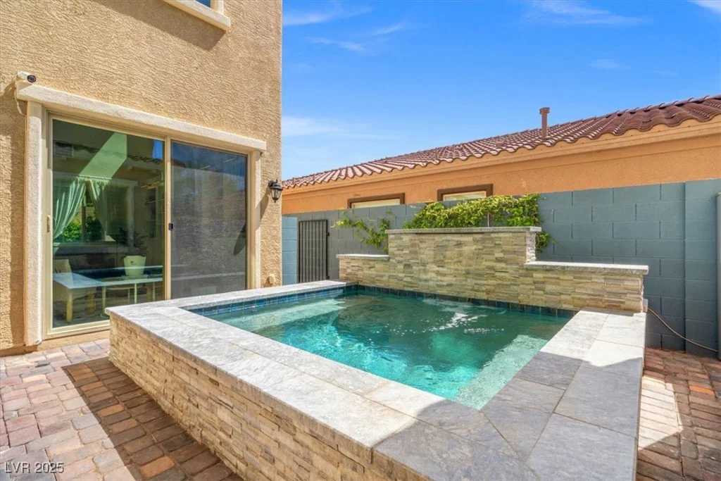 9654 Ponderosa Skye, Las Vegas, NV 89166