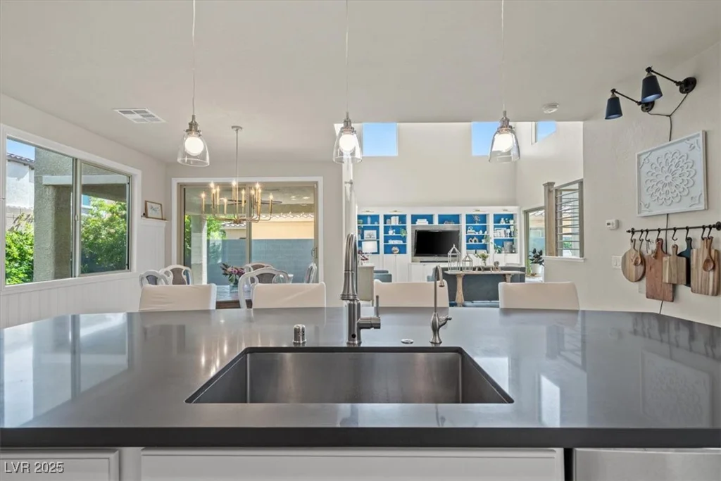 9654 Ponderosa Skye, Las Vegas, NV 89166