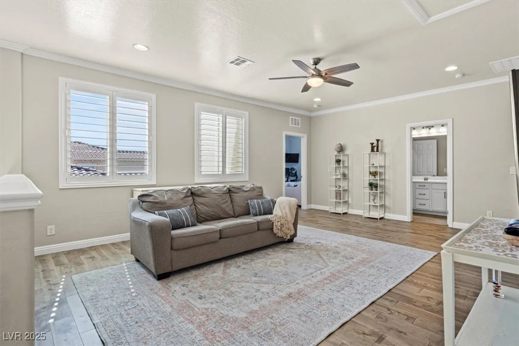 9654 Ponderosa Skye, Las Vegas, NV 89166