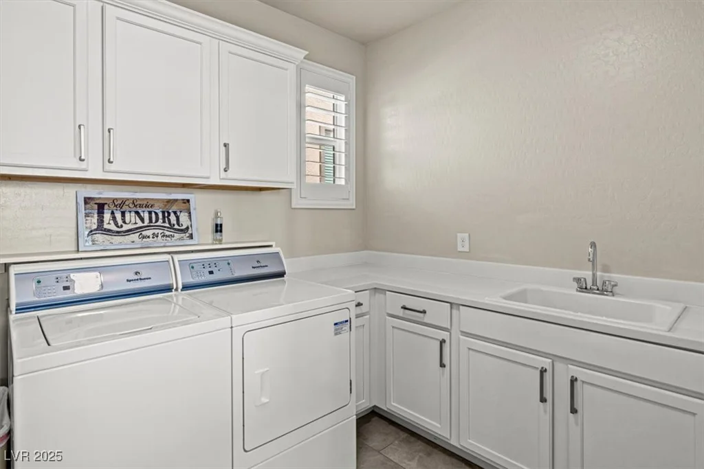 9654 Ponderosa Skye, Las Vegas, NV 89166