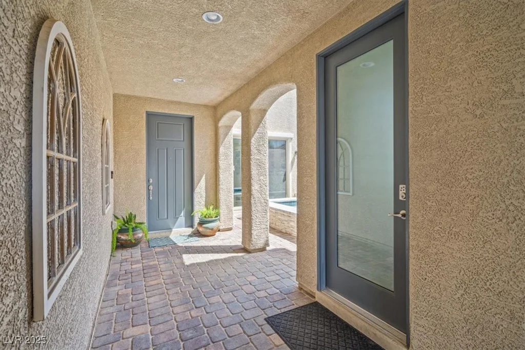 9654 Ponderosa Skye, Las Vegas, NV 89166