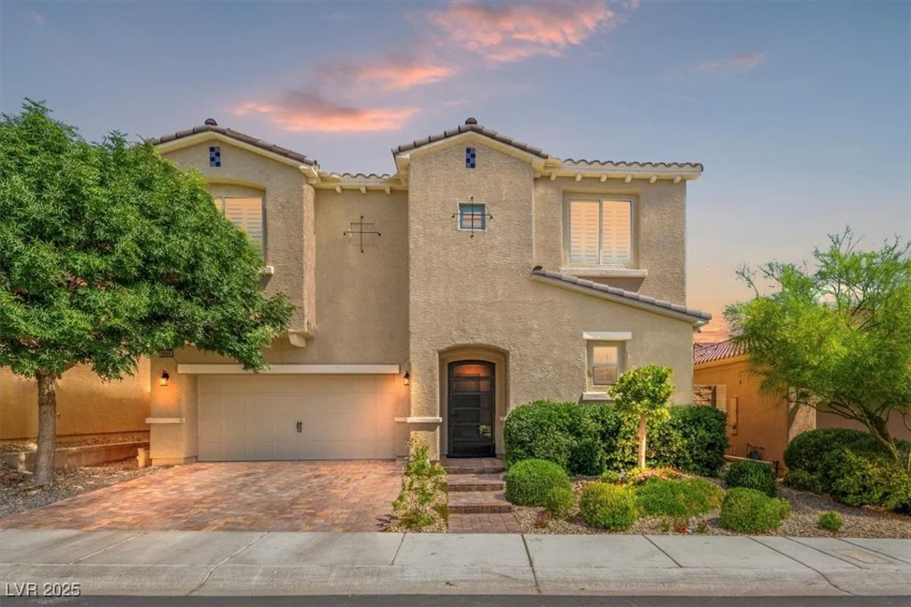9654 Ponderosa Skye, Las Vegas, NV 89166