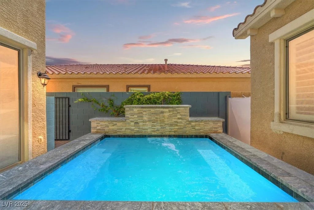 9654 Ponderosa Skye, Las Vegas, NV 89166